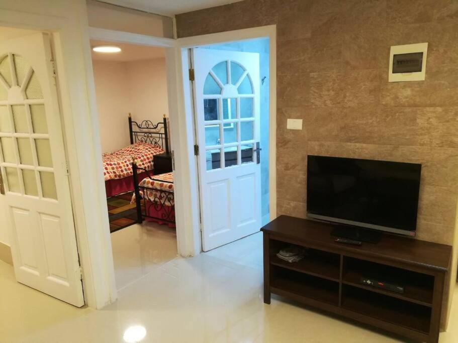 'C' Dazzling Modern 2 Bdrm Apt In Khalda Free Wifi Amman Zewnętrze zdjęcie